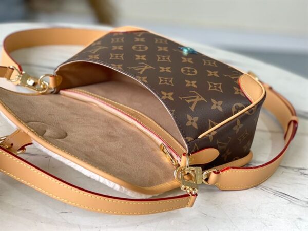 Louis Vuitton Diane Handbag - LH133