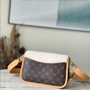 Louis Vuitton Diane Handbag - LH133