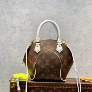 Louis Vuitton Ellipse BB Handbag - LH81