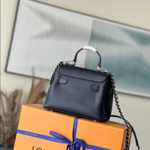 Louis Vuitton Lockme Ever Mini Handbag - LH89