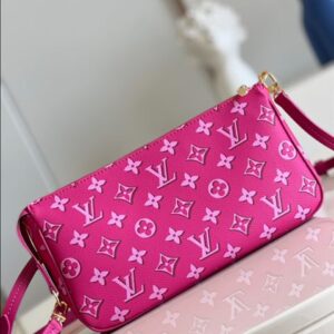 Louis Vuitton Maxi Multi Pochette Accessoires Handbag - LH119