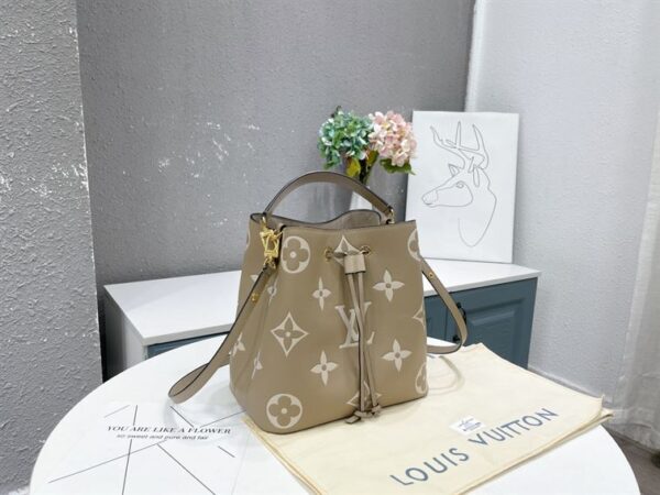 Louis Vuitton NéoNoé MM Bucket Bag - LH188