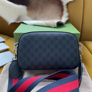 Gucci Black Shoulder Bags - GM034