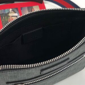 Gucci Black Small Messenger Bags - GM035