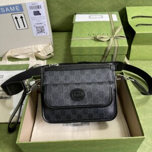 Gucci Messenger bag with Interlocking G - GM037