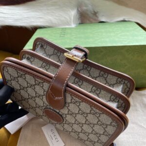 Gucci Mini shoulder bag with Interlocking G - GM030