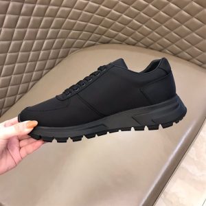 Prada PRAX 01 Sneakers - PSD023