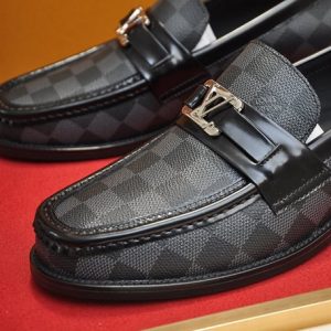 Louis Vuitton Loafer - LD021