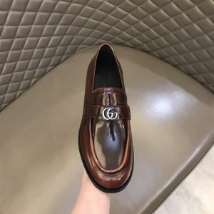 Gucci Men's Loafer - LI044