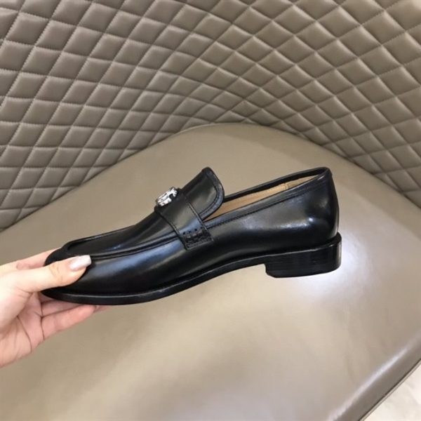 Gucci Men's Loafer - LI045