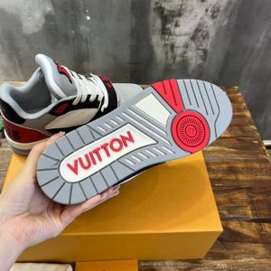 LOUIS VUITTON TRAINER SNEAKER