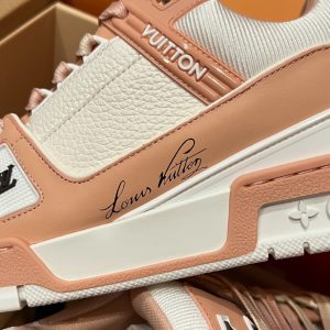 Louis Vuitton Trainer Orange Sneaker 2