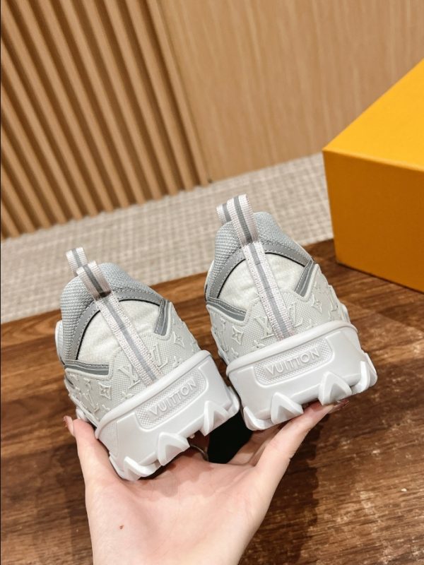 louis-vuitton sneakers 6