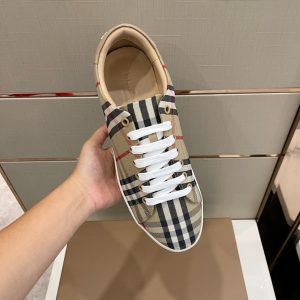 Burberry Vintage Check Leather Beige Sneaker Reps 2