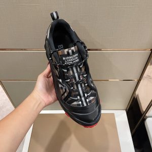 Burberry Black Vintage Check Arthur Low Top Sneaker Reps 5