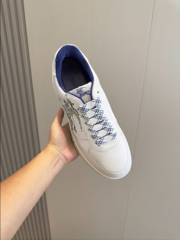 Burberry White Oliver Green Low Sneaker Reps 5