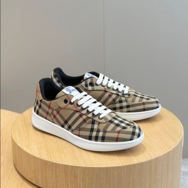 Burberry Rangleton Check Birch Light Brown Sneaker Reps