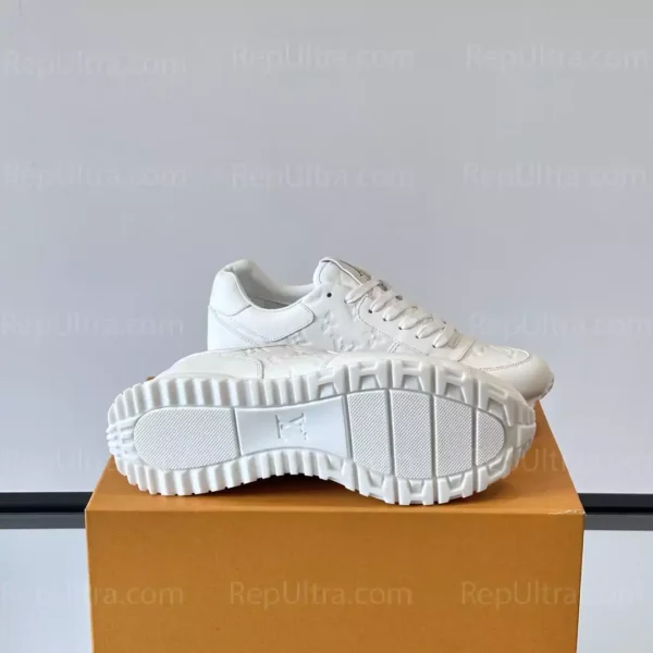 louis-vuitton-run-away-sneakers-in-white-ls111-7
