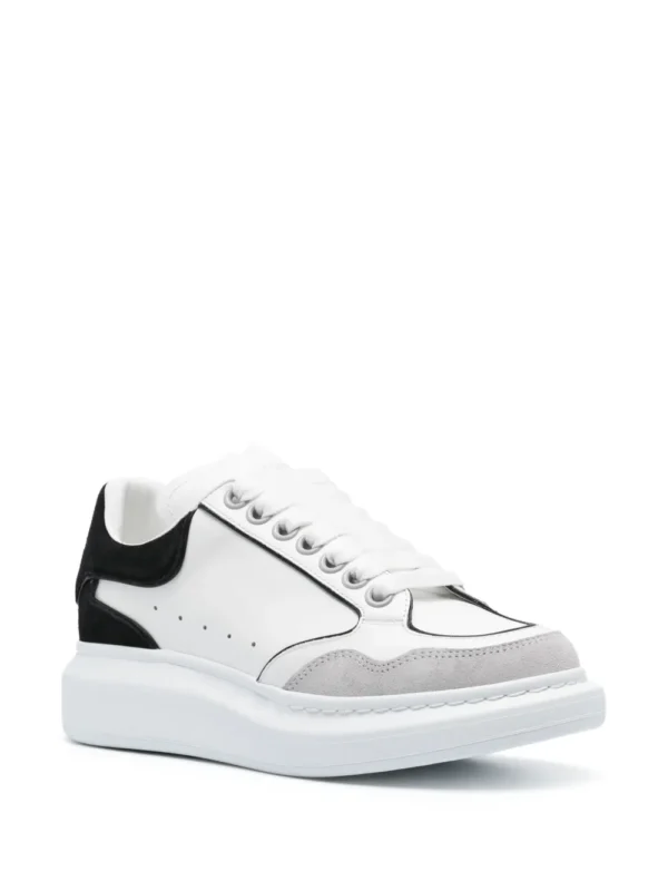 alexander-mcqueen-oversize-leather-sneakers-mc053-1