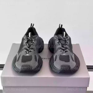 balenciaga-x-under-armour-3xl-knit-sneaker-in-black-bk081-2